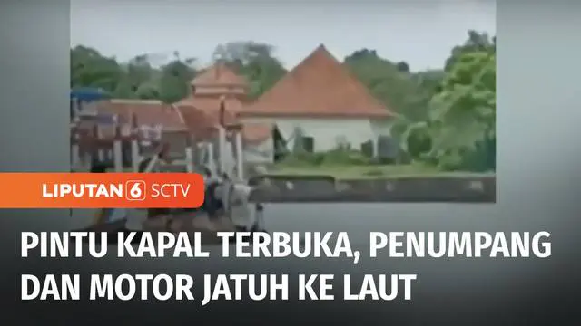 Pintu kapal tongkang penyeberangan Pelabuhan Talango- Kalianget, Kabupaten Sumenep, Jawa Timur, terlepas. Akibatnya sejumlah penumpang beserta sepeda motornya jatuh ke laut.