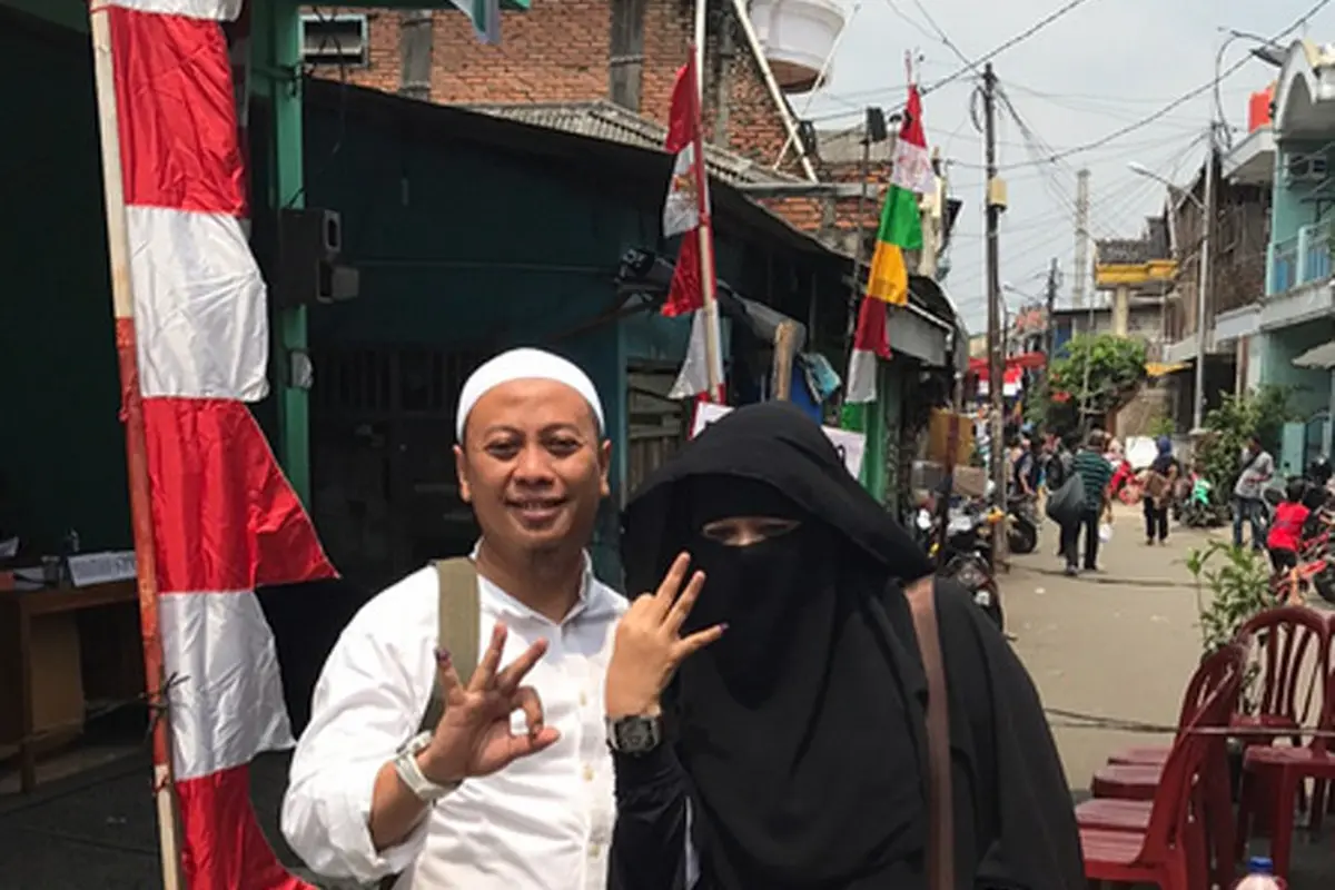 [Bintang] Opick dan Istri