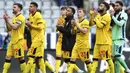 Baru mengemas 16 poin dari 35 laga dan menghuni dasar klasemen di posisi 20, Sheffield United dipastikan menjadi tim pertama dari tiga tim yang terdegradasi ke Championship. Kepastian terdegradasinya Sheffield United usai menelan kekalahan 1-5 dari Newcastle United pada pekan ke-35 (27/4/2024) hingga tak mungkin lagi mengejar defisit 10 poin sebagai zona aman dengan menyisakan 3 laga. (PA via AP Photo/Owen Humphreys)