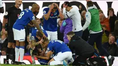 Penyerang Tottenham Hostspur, Son Heung-min sempat menjadi perbincangan hangat usai melakukan tekel horor kepada gelandang Everton, Andre Gomes yang membuat engkel kaki kanan Gomes mengalami dislokasi. (AFP/Oli Scarff)