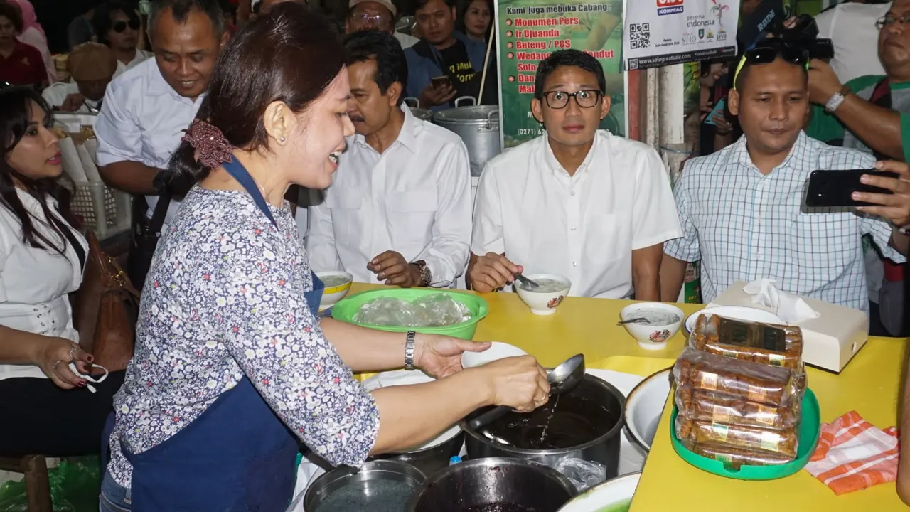 Sandiaga Uno Kunjungi Pasar Gede