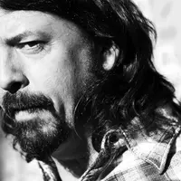 Dave Grohl (via lynezini.comze.com)
