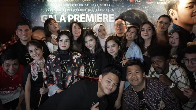 Diundang Jadi Bridesmaid, Ini 6 Potret Persahabatan Dinda Hauw dan Ashilla Eks Blink