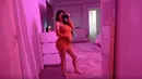 Kylie Jenner sendiri mengumumkan hadirnya Stormi setelah 3 hari pasca dirinya melahirkan. (Youtube)