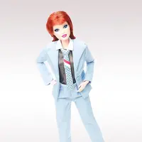 Melihat penampilan David Bowie dalam rupa Barbie (instagram/barbie)