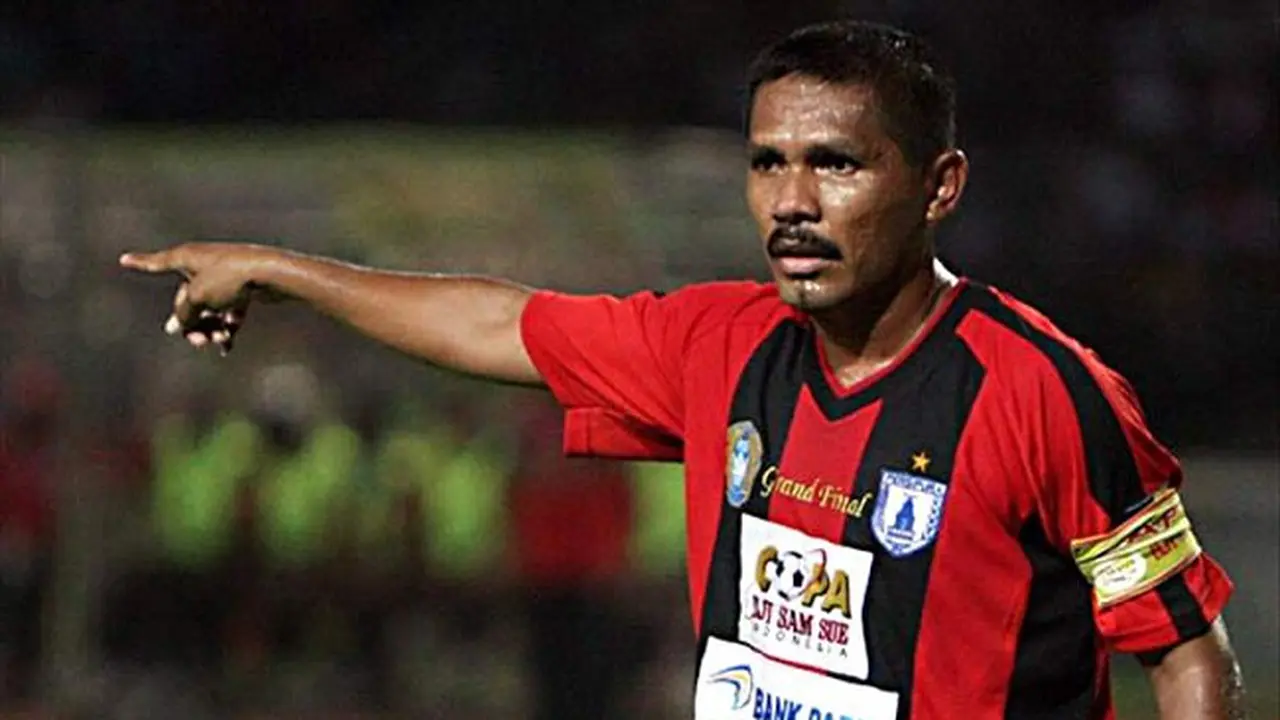 Eduard Ivakdalam.