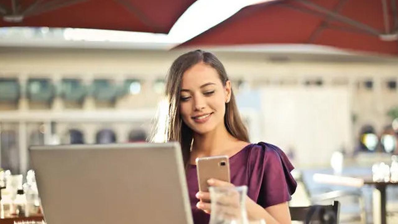 5 Tokoh Terkenal di Dunia Ini Tak Pakai Smartphone di Hidupnya, Alasannya Tak Terduga