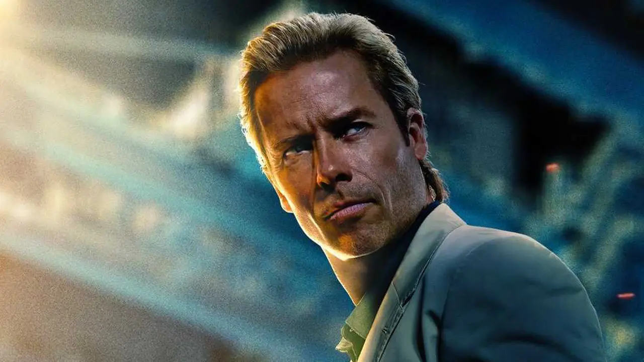 Bintang Musuh Iron Man 3 Jadi Saudara Johnny Depp di Film Mafia