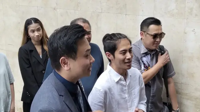 DJ Panda se ni odzval na preiskavo zaradi prijave Erike Carlina