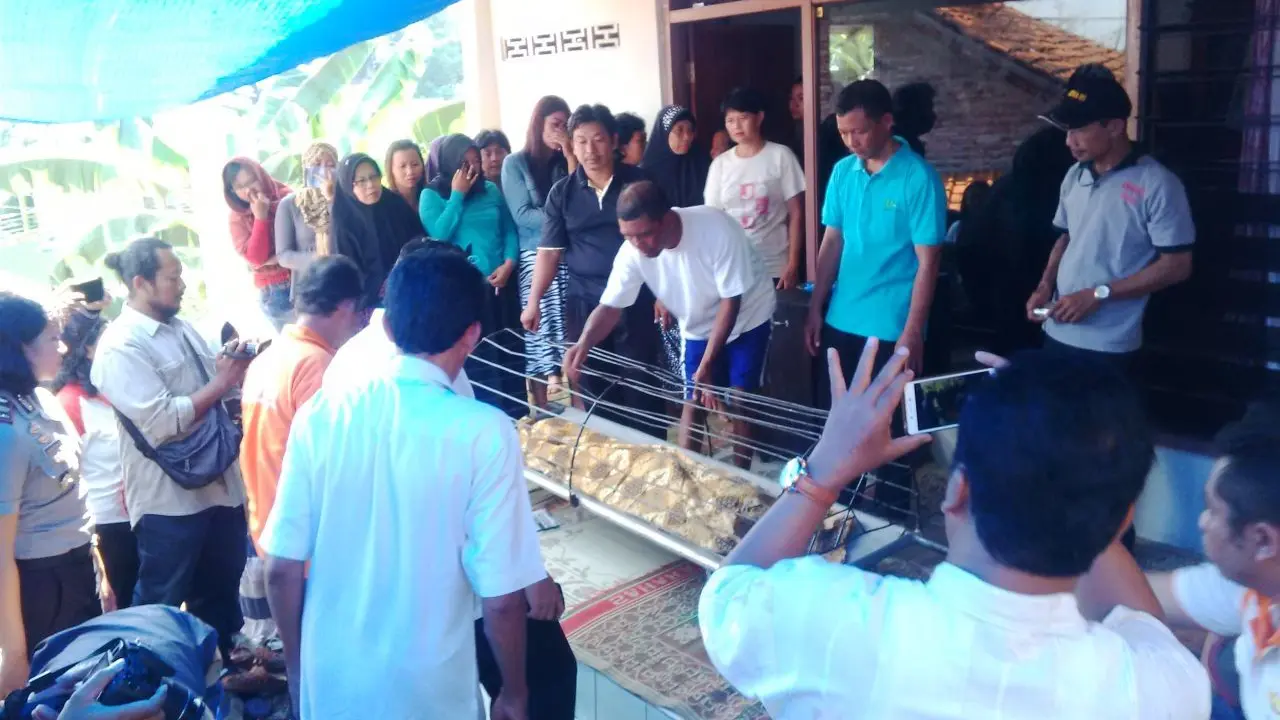Bunuh Diri Semarang