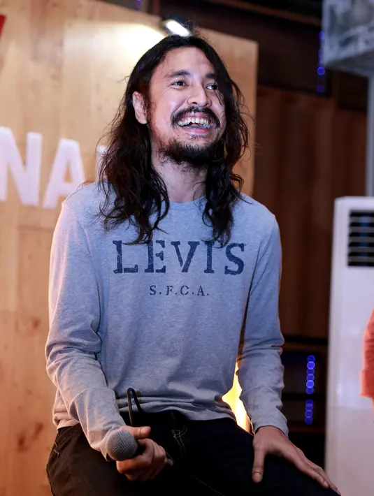 Ello mengaku, album baru bertema 'Jalur Alternatif' beraliran lebih keras dari album-album sebelumnya. (Adrian Putra/Bintang.com)