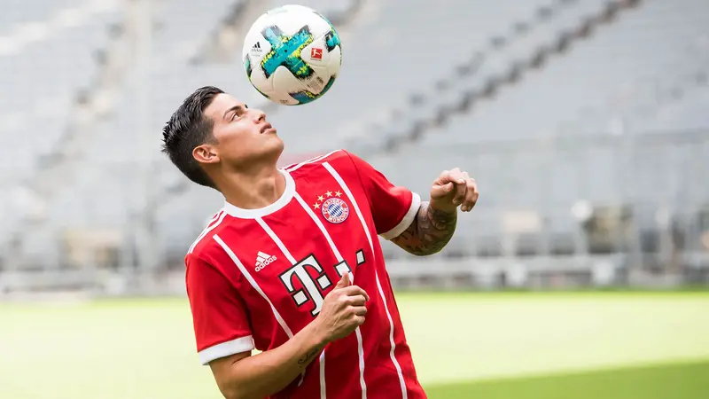 FOTO: Tiba di Munchen, James Rodriguez Mendapatkan Surprise