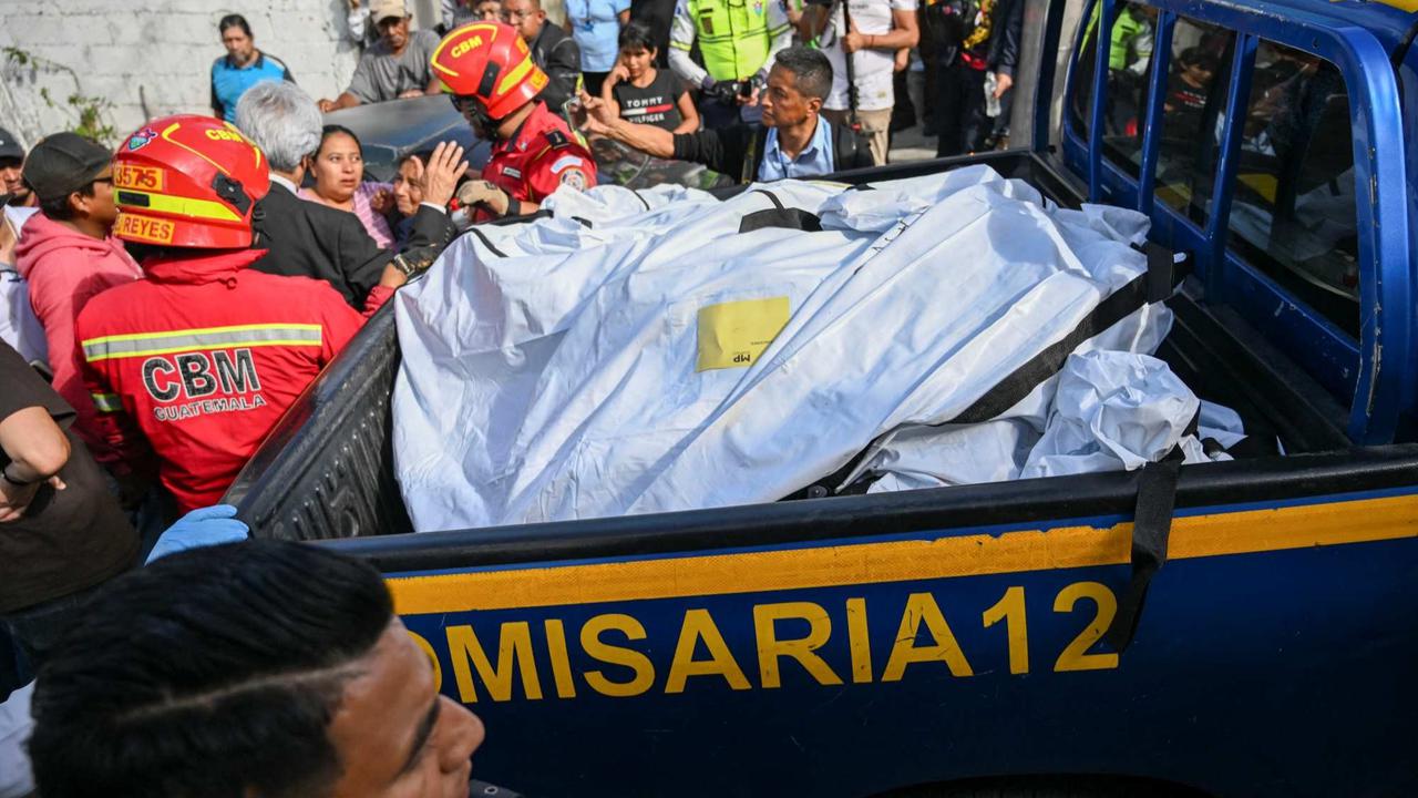 Bus masuk jurang di Guatemala