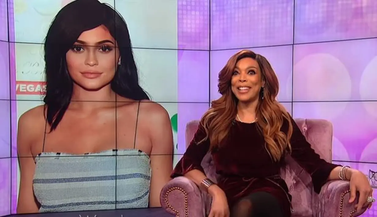 Dalam acarnya, Wendy Williams memang seringkali mengatakan hal buruk mengenai kehamilan Kylie Jenner. (Metro)