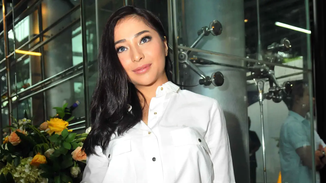 [Bintang] Nikita Willy