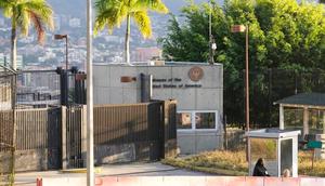 Penampakan Kedutaan Besar Amerika Serikat di Caracas, Venezuela, pada 8 Januari 2026. (Dok. AP/Matias Delacroix)