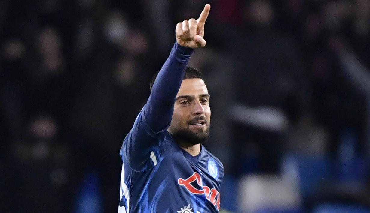 Lorenzo Insigne. Pemain sayap Napoli berusia 30 tahun yang musim depan akan hijrah ke Toronto FC di MLS ini nilai pasarnya menurun 10 juta euro dari 35 juta euro menjadi 25 juta euro. Musim ini ia telah tampil 28 laga di semua ajang dengan torehan 9 gol dan 7 assist. (AFP/Alberto Pizzoli)