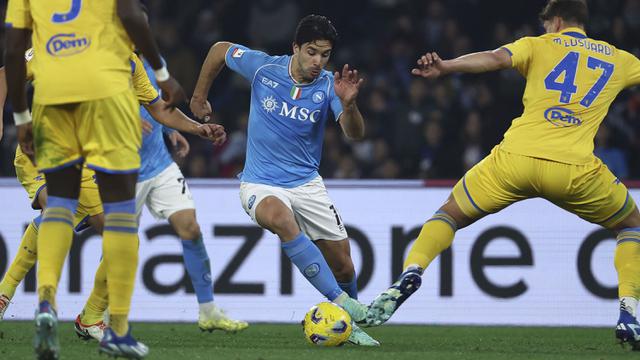Foto: Kebobolan 4 Gol di Babak Kedua, Napoli Disingkirkan Frosinone di Kandang Sendiri pada Babak 16 Besar Coppa Italia