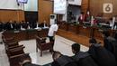 Terdakwa Richard Eliezer Pudihang Lumiu bersiap menjalani sidang lanjutan dalam kasus pembunuhan Brigadir Yosua Hutabarat di Pengadilan Negeri Jakarta Selatan, Rabu (18/1/2023).  Agenda sidang kali ini pembacaan tuntutan oleh Jaksa Penuntut Umum. (Liputan6.com/Johan Tallo)