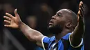 Sebagai salah satu klub besar Eropa, Inter Milan yang musim ini masih bertahan di babak semifinal Liga Champions Eropa, tercatat pernah memiliki striker-striker haus gol. Beberapa di antaranya bahkan langsung tampil tajam di musim perdananya bersama Inter Milan dengan menjadi top skor klub di semua ajang. Seperti 5 pemain berikut ini. (AFP/Marco Bertorello)