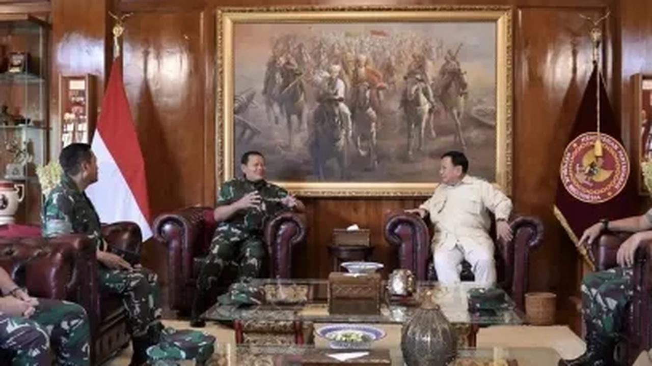 Pemeriksaan atas Laporan Keuangan Pemerintah Pusat (LKPP) Tahun 2022 oleh Badan Pemeriksa Keuangan (BPK) dilaksanakan berdasarkan Undang-Undang Nomor 15 Tahun 2004 tentang Pemeriksaan Pengelolaan dan Tanggung Jawab Keuangan Negara dan Undang-Undang Nomor 