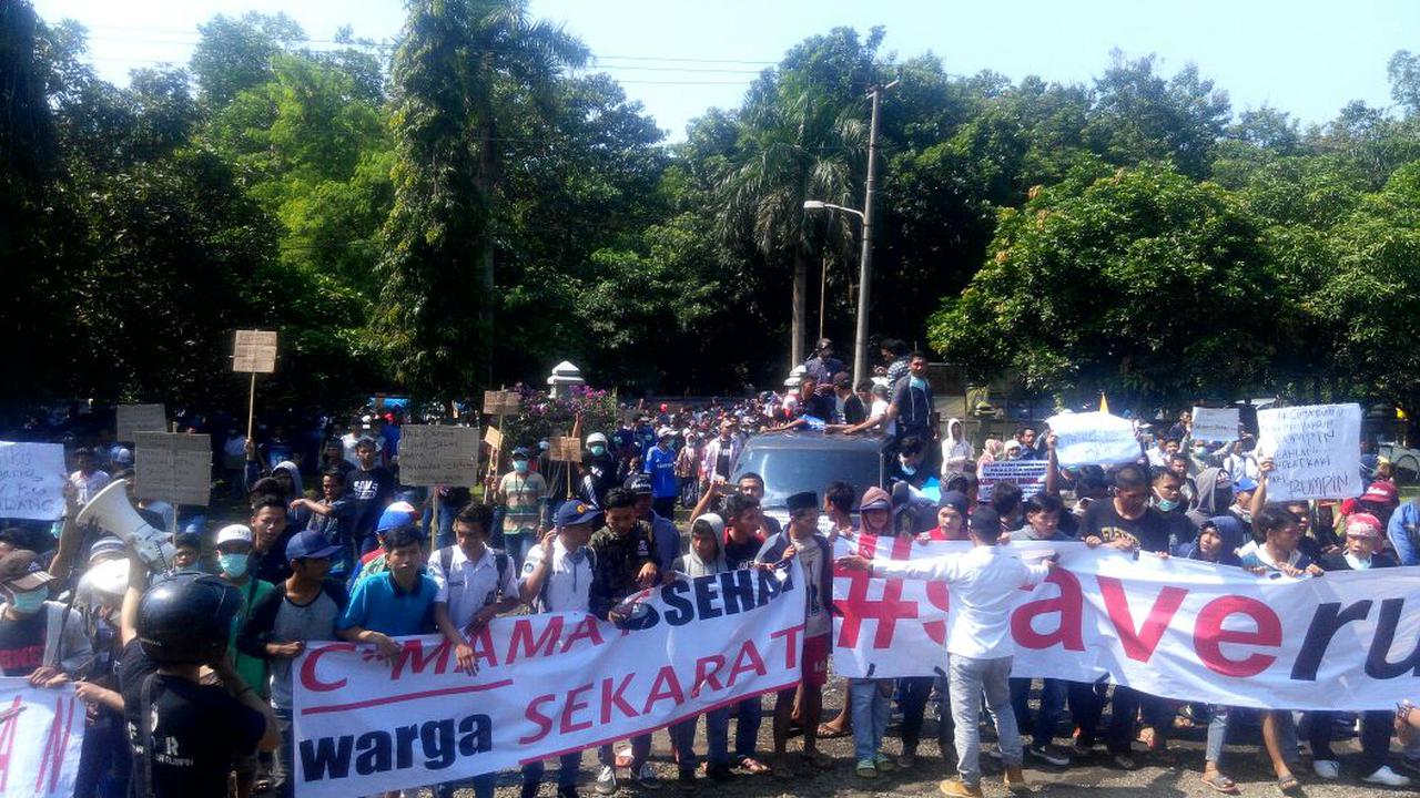 Demo Warga Rumpin
