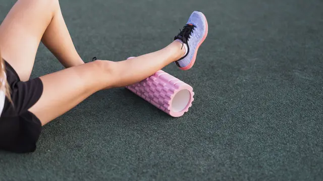 9 Aksesori Lari yang Fungsional dan Bikin Gaya Olahragamu Makin Stylish (photo by freepik.com)