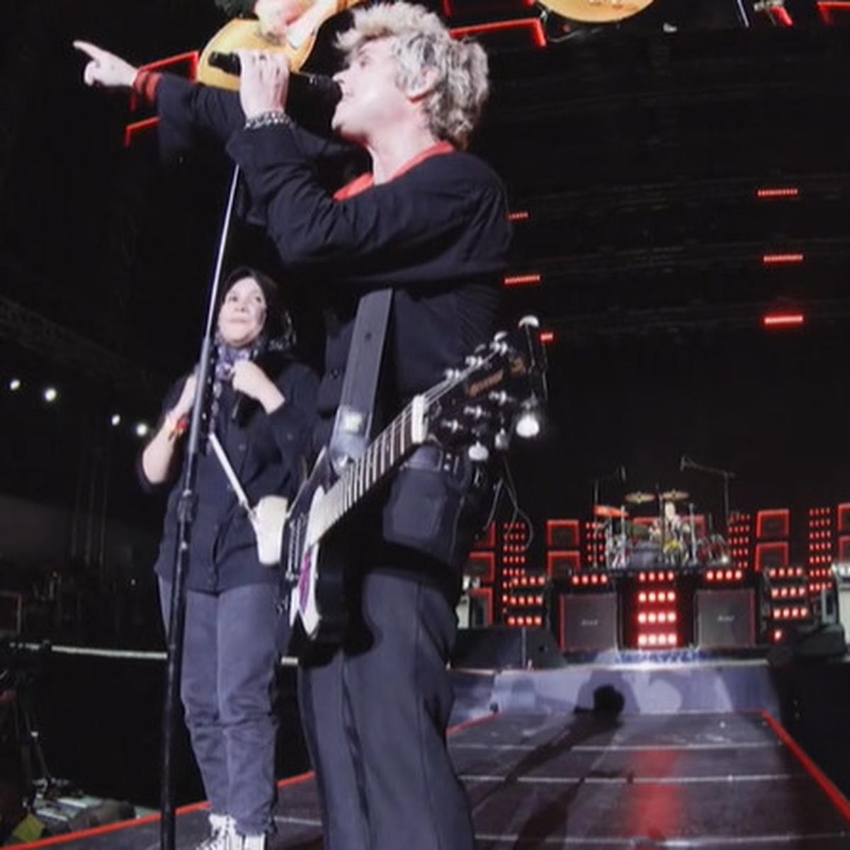 Emak-emak di Konser Green Day