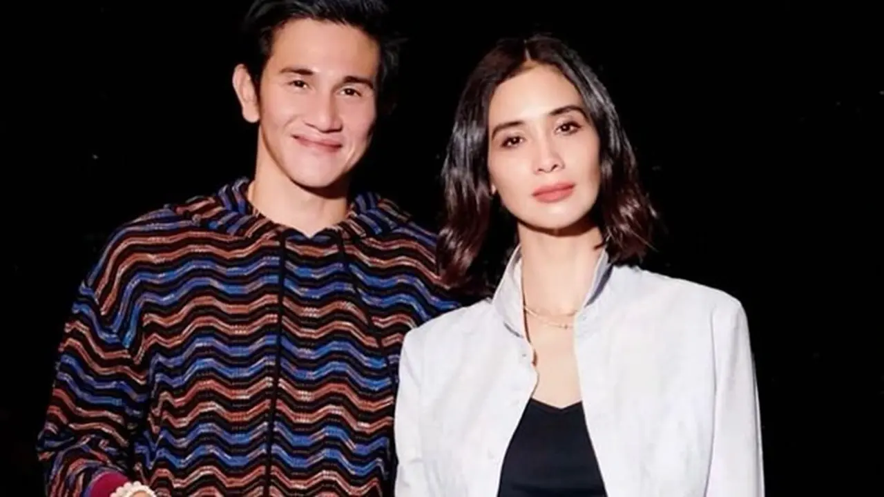 7 Potret Mesra Vino G Bastian dan Marsha Timothy, Kompak Pakai Baju Couple