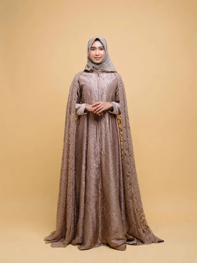 Model Gamis Brokat Ibu-Ibu Terbaru