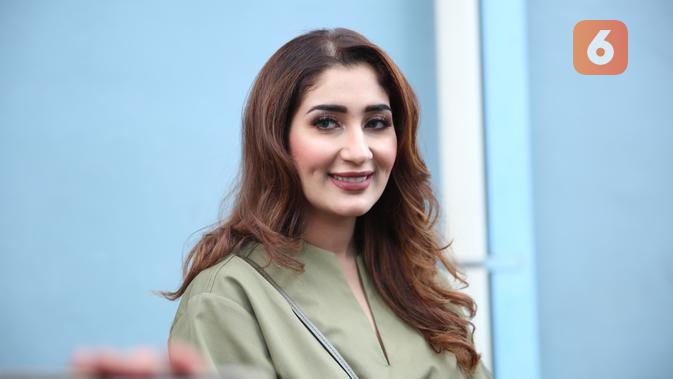 Indahnya Arti Nama Anak Tania Nadira Showbiz Liputan6 Com