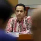 Capim KPK Nurul Ghufron menyampaikan pendapatnya saat mengikuti uji kelayakan dan kepatutan (fit and proper test) dengan Komisi III DPR di Kompleks Parlemen, Jakarta, Rabu (11/9/2019). Gufron mengaku setuju dengan adanya kewenangan KPK dalam mengeluarkan SP3. (Liputan6.com/JohanTallo)