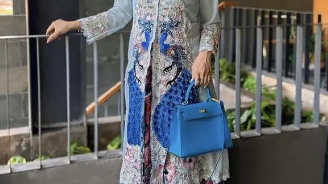 10 Gaya Tas Mewah Seleb dan Ibu Pejabat di Acara Pelantikan, Annisa Pohan hingga Nagita Slavina
