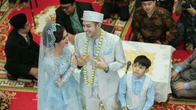 [Bintang] Rifky Balweel dan Biby Alraen