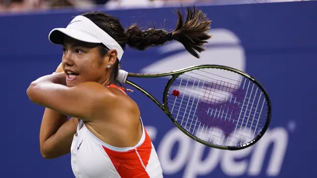 Foto: Emma Raducanu Kandas di Laga Pertama, Gagal Pertahankan Gelar Juara di US Open 2022