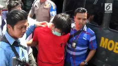 ST tega membunuh L yang adalah tunangannya sendiri. Pelaku kesal karena korban terus membahas soal uang pernikahan yang berjumlah ratusan juta rupiah.