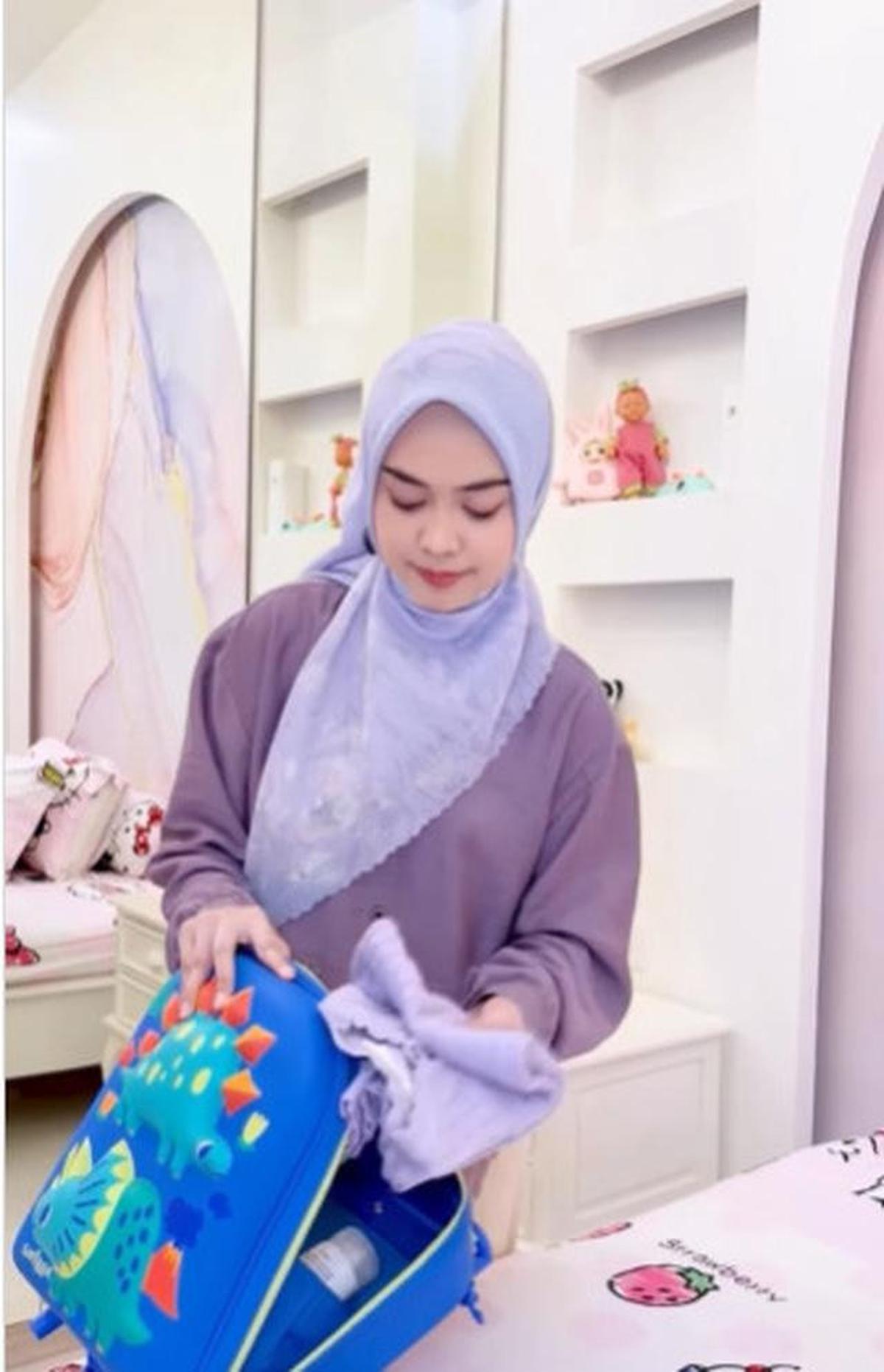 7 Potret Kamar Tidur Moana Anak Ria Ricis, Usung Tema Girly dan Playful