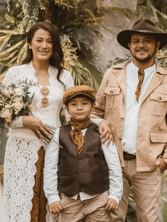 Potret ramon y tungka dengan istri yang jarang tersorot media. (credit:instagram.com/ramonytungka)