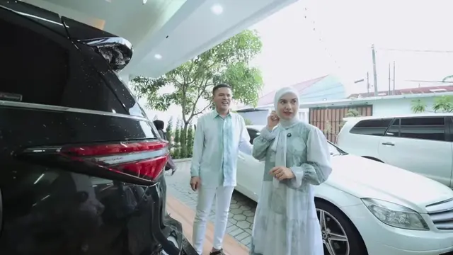 Halaman Rumah Irish Bella dan Haldy Sabri (Foto: YouTube Has Entertainment)