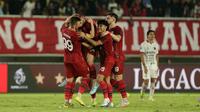 Persis Solo dalam pertandingan melawan Bali United pada pekan ke-25 BRI Super League 2025/2026 di Stadion Manahan, Solo, 12 Maret 2026. (Dok. ileague.id)