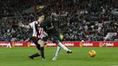  Christian Benteke saat mencetak gol ke gawang Sunderland pada Lanjutan Liga premier Inggris di Stadion Light, Inggris, Kamis (31/12/31) dini hari WIB. (Reuters/Andrew Yates)