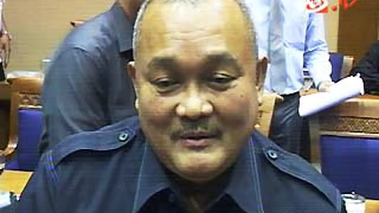 110719aalex-nurdin.jpg