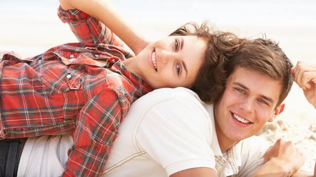 (c) shutterstock