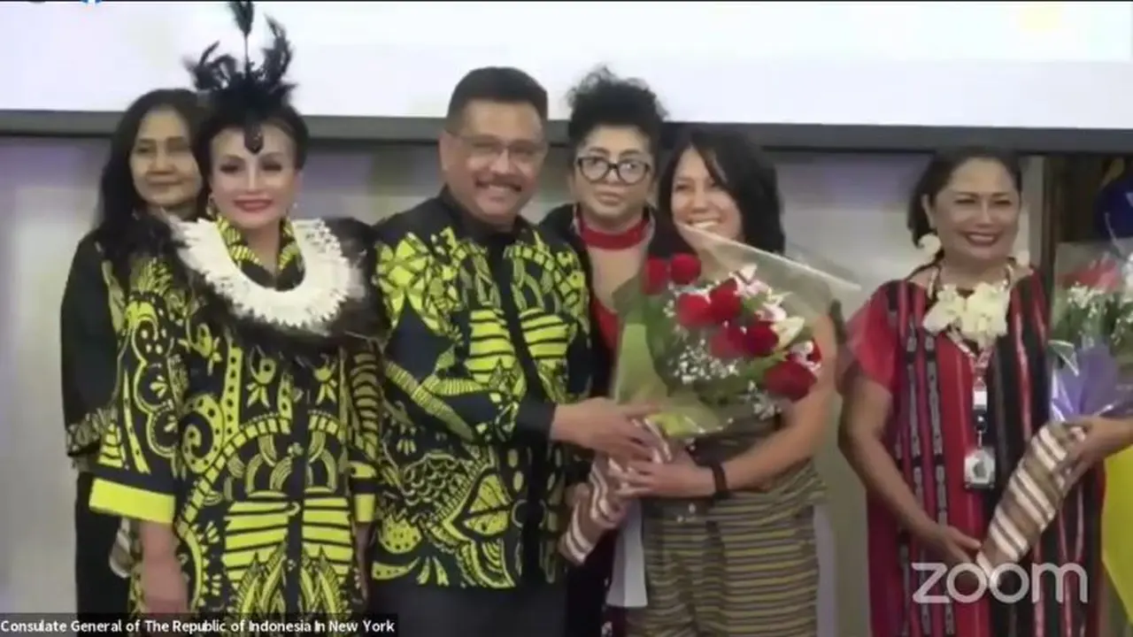 Desainer Indonesia Tampil di Fashion Show KJRI New York