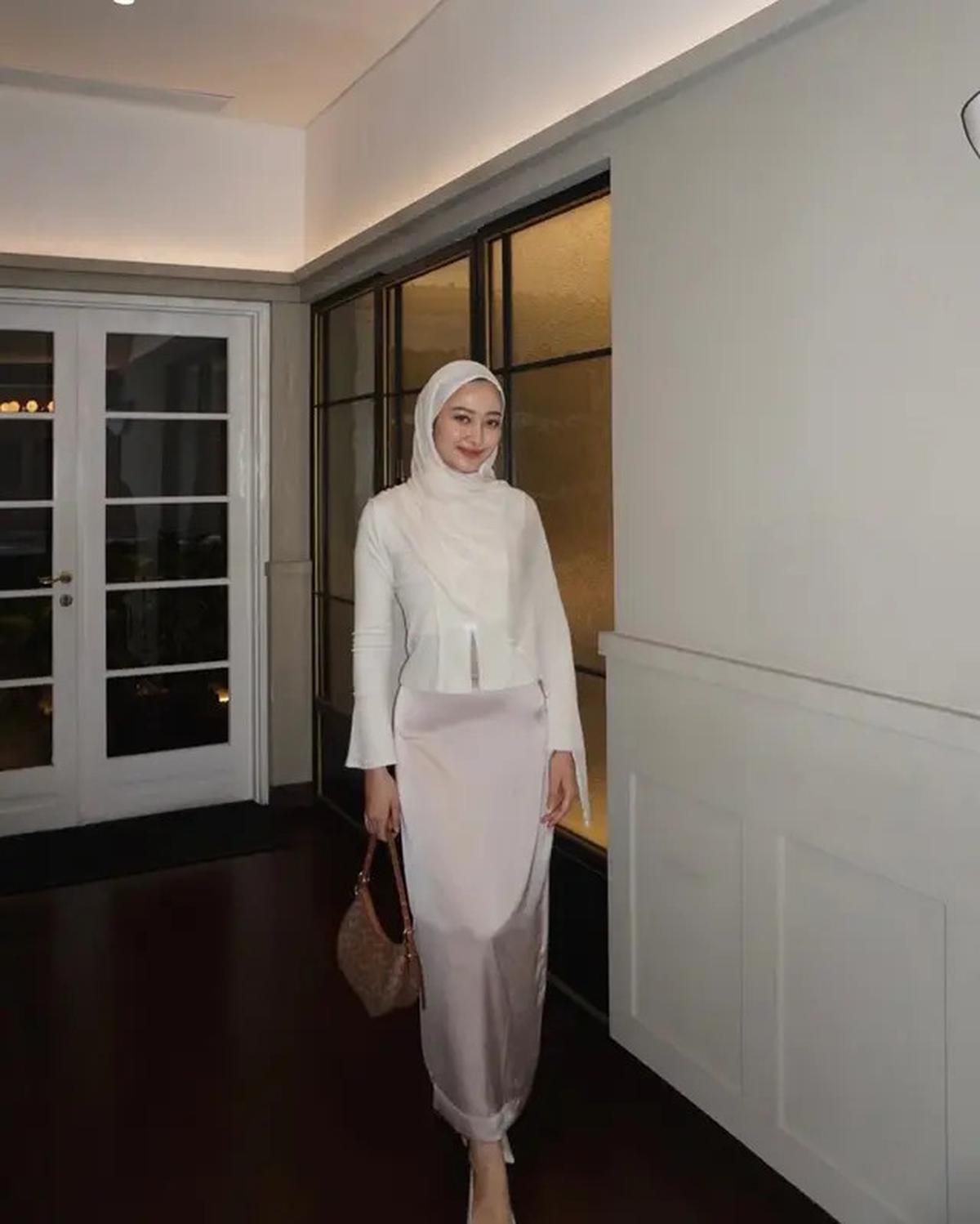 6 Gaya Hijab Elegan khas Old Money Puteri Modiyanti, Anak Tommy Soeharto dan Runner-up Puteri Indonesia 2024
