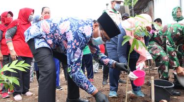 Cegah Banjir, Pemkot Malang Kolaborasi Bersama Masyarakat Tanam Pohon Pule