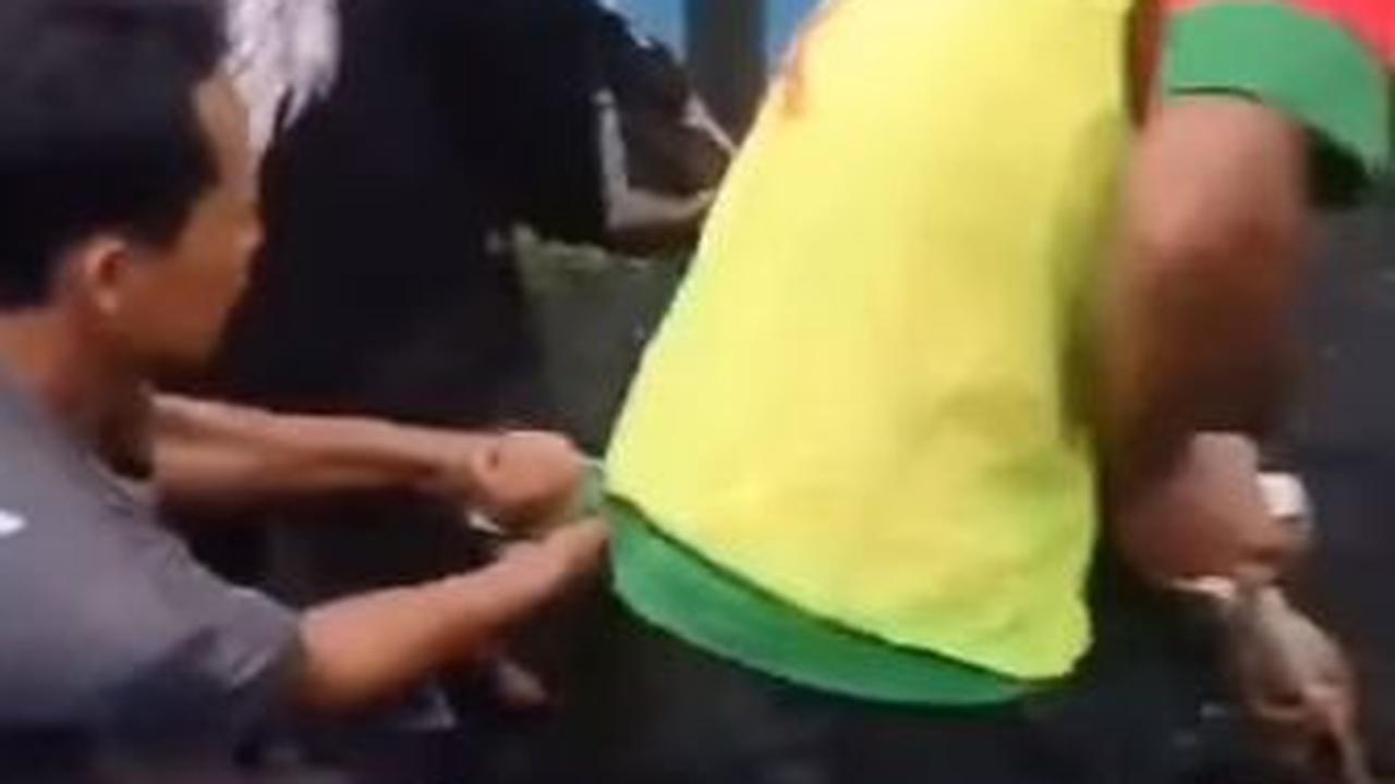"Setelah dapat info kejadian kemarin, hari ini saya langsung gerak cepat bertemu dengan pak Firmansyah. Semoga cepat sembuh pak," tulisnya di keterangan unggahan.