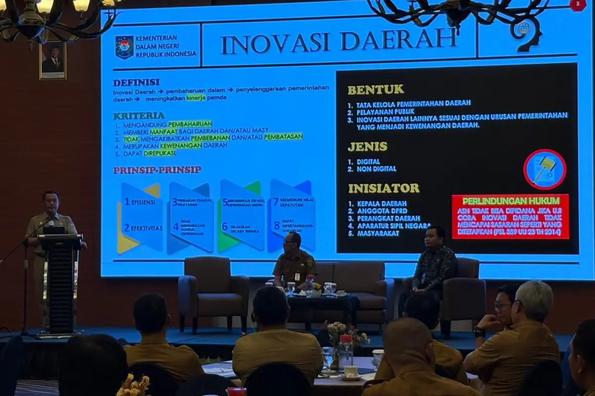 Kepala Badan Strategi Kebijakan Dalam Negeri (BSKDN) Kementerian Dalam Negeri (Kemendagri) Yusharto Huntoyungo dalam Kegiatan Evaluasi dan Penguatan Inovasi Daerah Menuju Predikat Nasional yang diselenggarakan oleh Badan Perencanaan Pembangunan, Riset dan