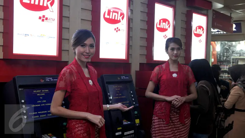 20151221-BUMN Perbankan Resmi Luncurkan ATM Himbara-Jakarta