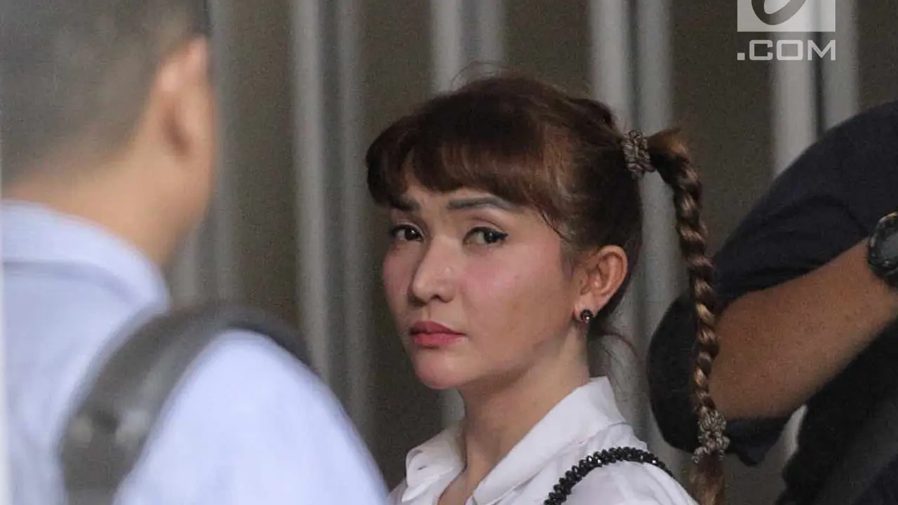 Roro Fitria